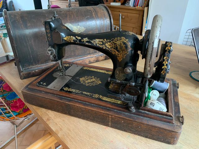 Користувачі мережі показують свою найстарішу техніку, яка досі працює: 15 фото - фото 410129