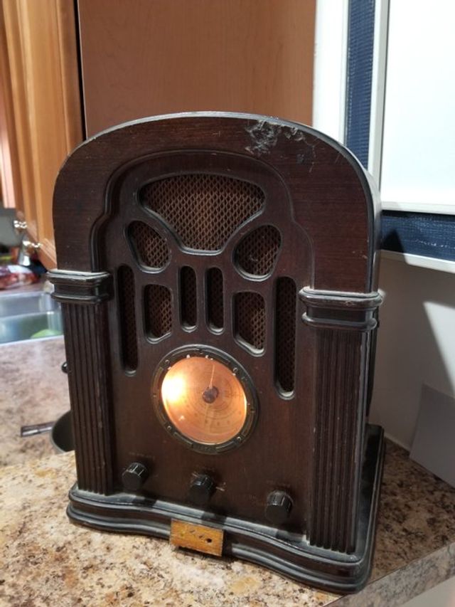 Користувачі мережі показують свою найстарішу техніку, яка досі працює: 15 фото - фото 410159