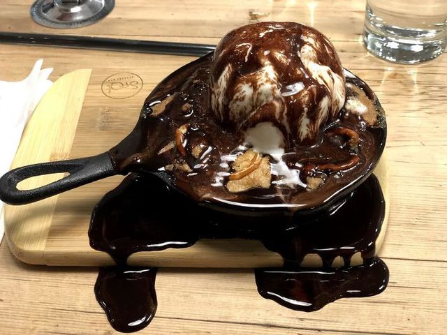 Ефектно чи дивно: надто креативна подача страв у закладах (фото) - фото 410293