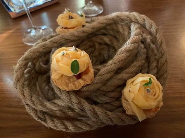 Ефектно чи дивно: надто креативна подача страв у закладах (фото) - фото 410309