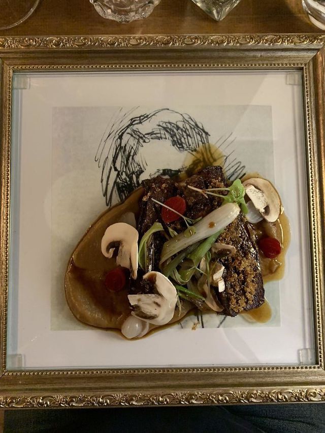 Ефектно чи дивно: надто креативна подача страв у закладах (фото) - фото 410312