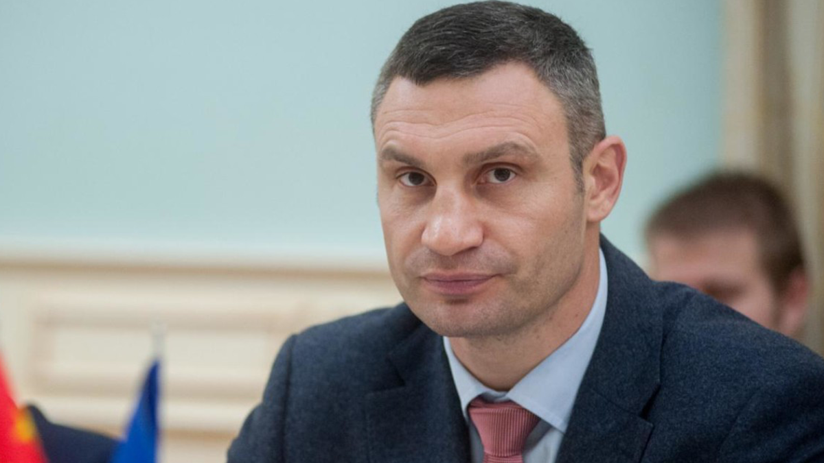 Віталій Кличко не зміг вимовити слово "сенсаційні": курйозне відео