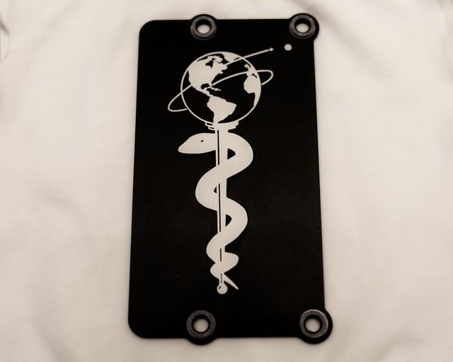 NASA відправить на Марс табличку на згадку про боротьбу з коронавірусом - фото 411147