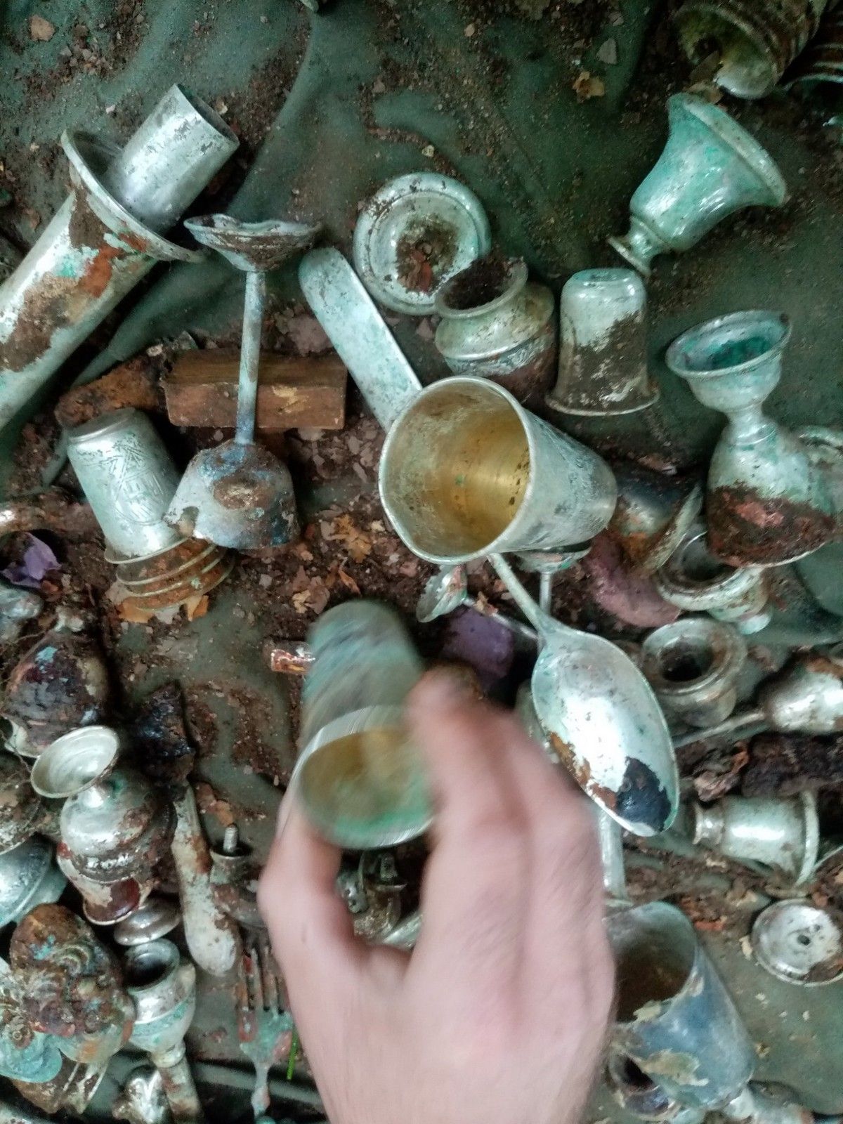 У польському замку XIV століття знайшли незвичайний сховок