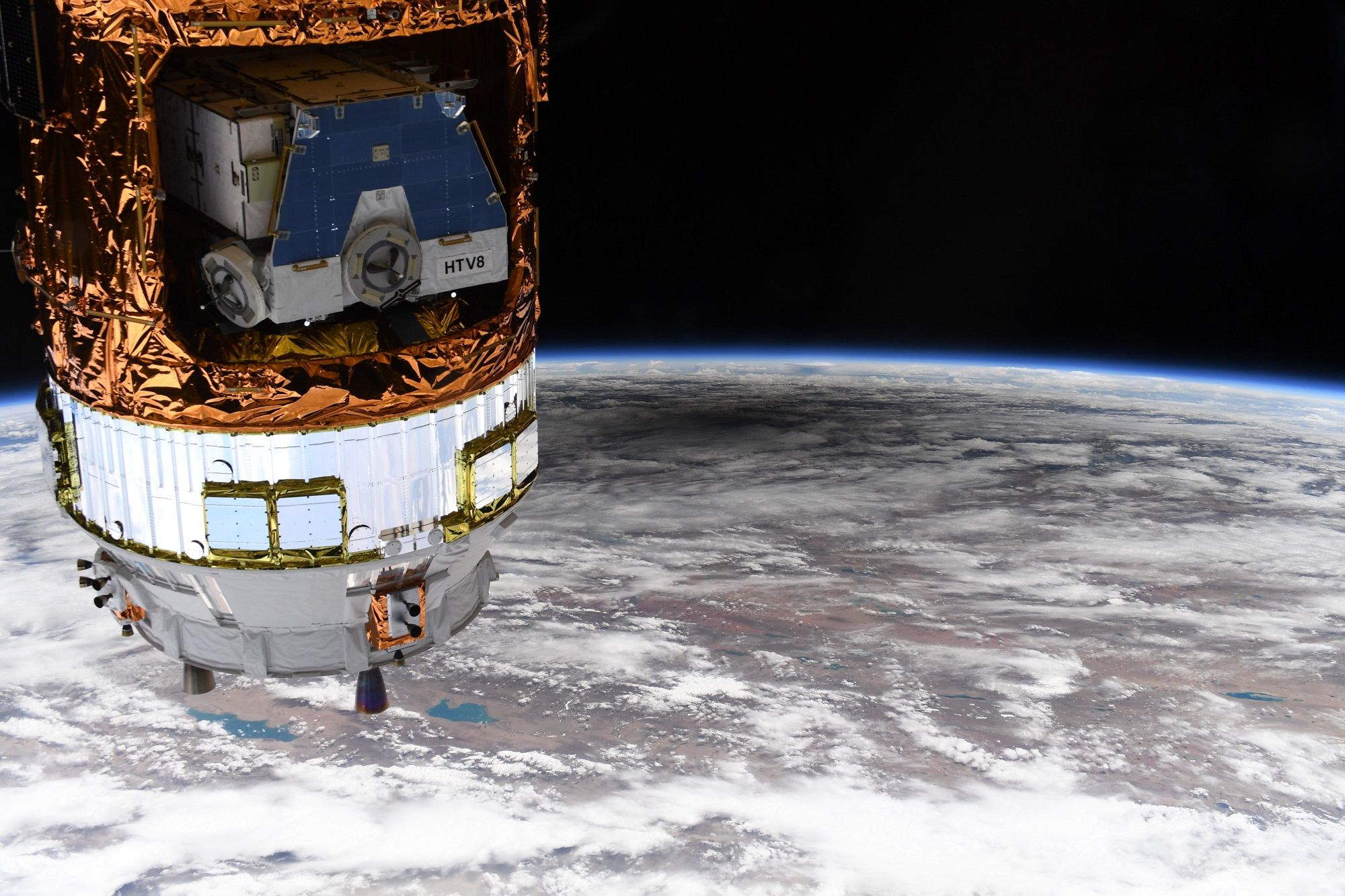 Cонячне затемнення з космосу - фото 1