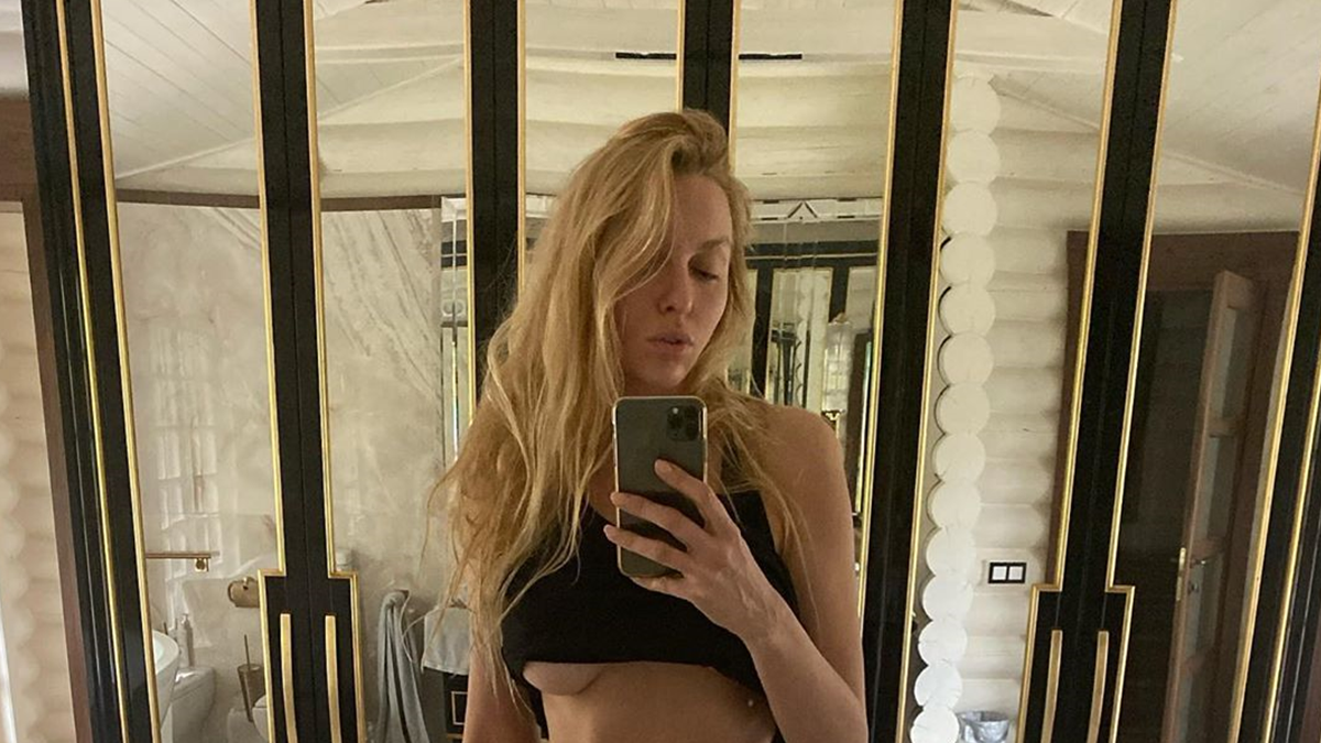 Зухвала рок-діва: Оля Полякова з'явилася з ірокезом на голові