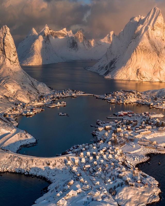 Мандрівник з Колорадо показує найкрасивіші куточки світу: ефектні фото - фото 411640