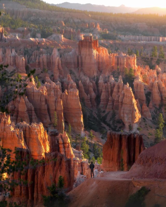 Мандрівник з Колорадо показує найкрасивіші куточки світу: ефектні фото - фото 411641