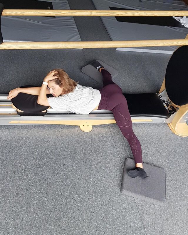 Злата Огневич похвалилася ідеальною розтяжкою - фото 412221