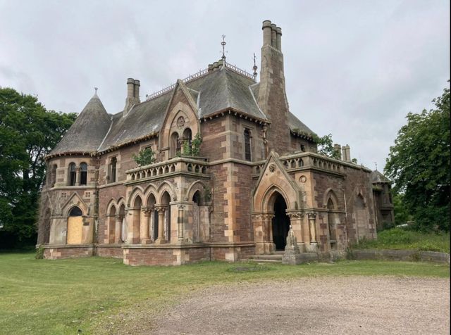 У Шотландії продається готичний замок лише за 1 фунт - фото 412394