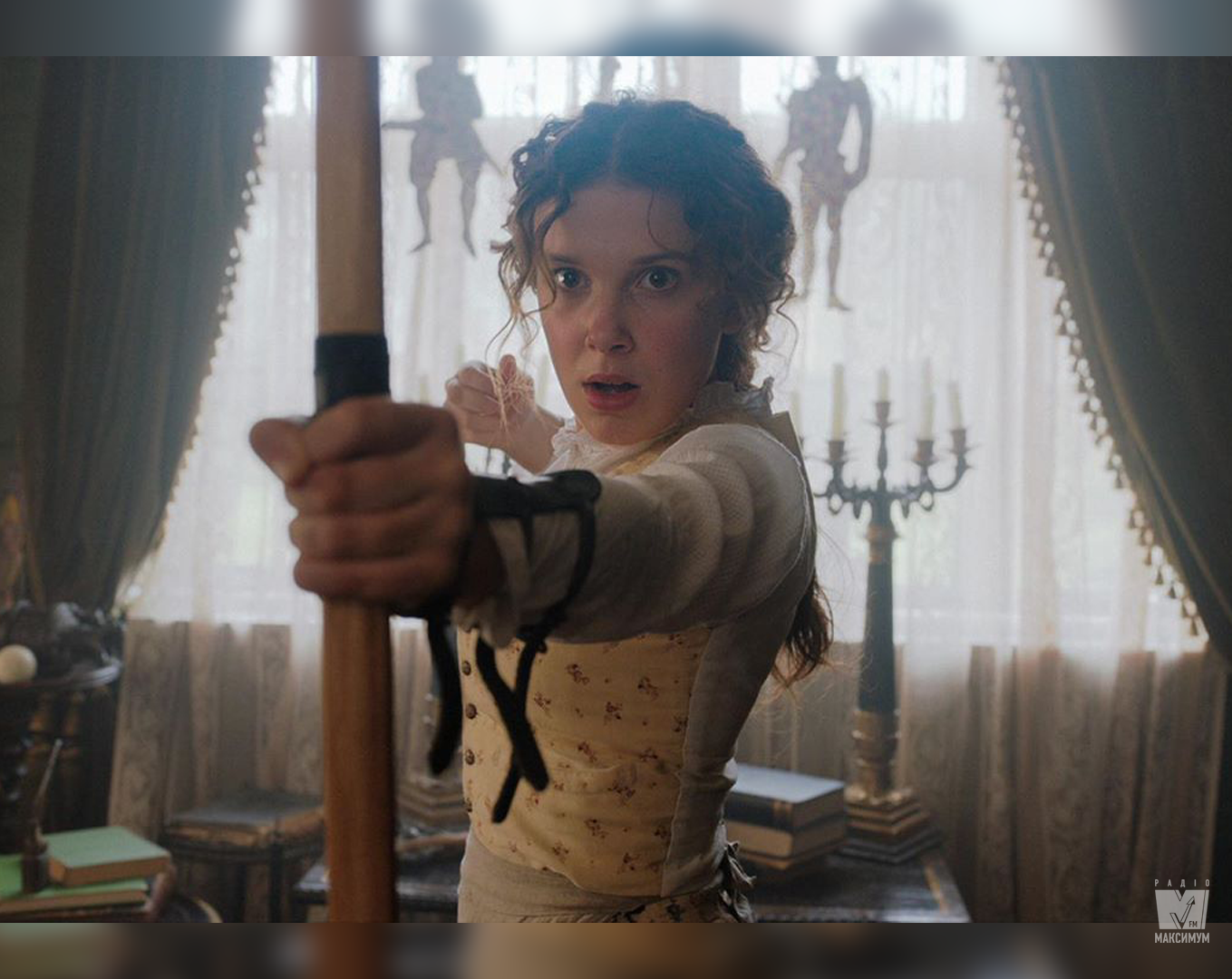 Зірка Дивних див зіграла сестру Шерлока Холмса у новому фільмі: перші фото