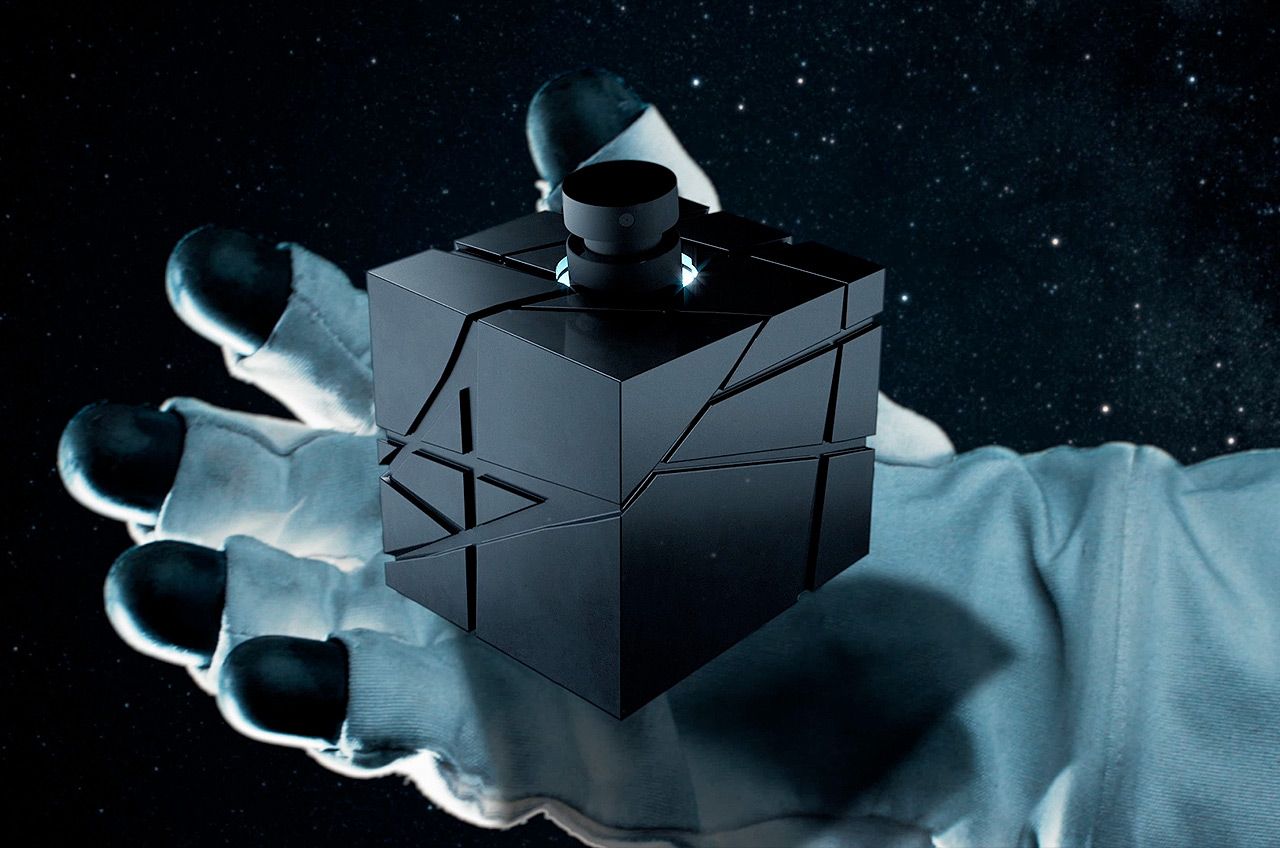 Парфумер створив на замовлення NASA запах космосу - фото 1