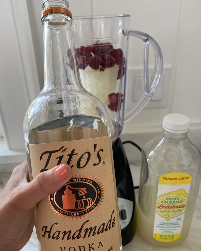 Домашні МакНагетси й алкогольний десерт: чи працюють кухонні відеолайфхаки з TikTok - фото 413042