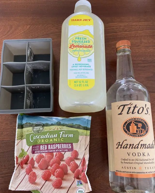 Домашні МакНагетси й алкогольний десерт: чи працюють кухонні відеолайфхаки з TikTok - фото 413043