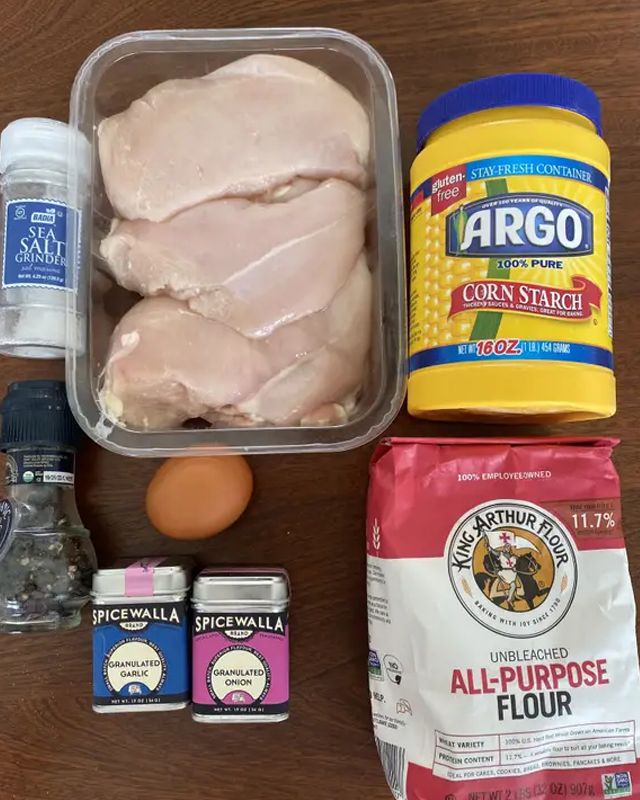 Домашні МакНагетси й алкогольний десерт: чи працюють кухонні відеолайфхаки з TikTok - фото 413054