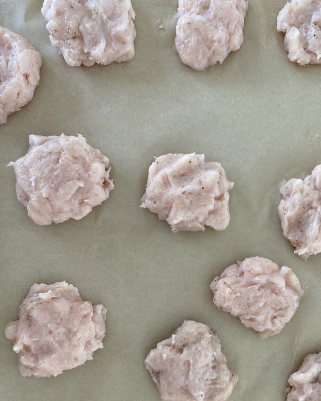 Домашні МакНагетси й алкогольний десерт: чи працюють кухонні відеолайфхаки з TikTok - фото 413060