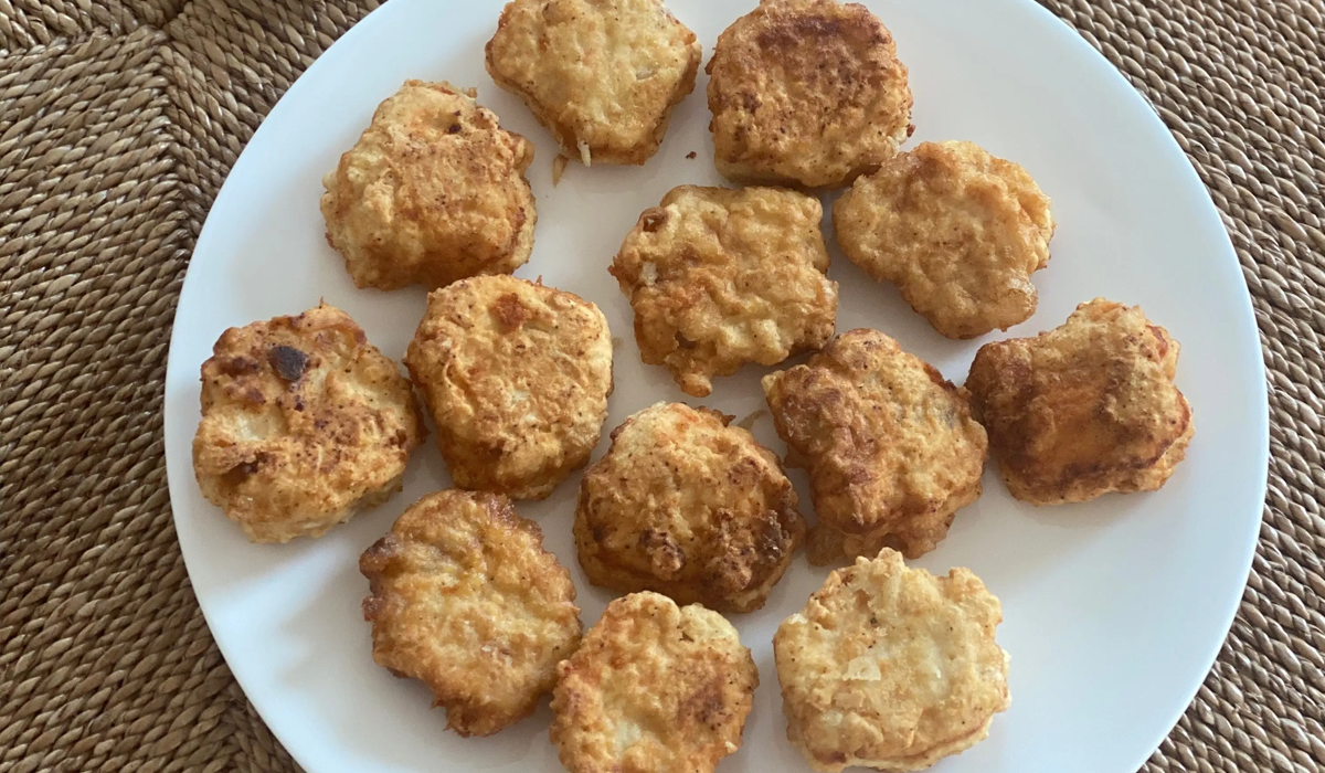 Домашні МакНагетси й алкогольний десерт: чи працюють кухонні відеолайфхаки з TikTok