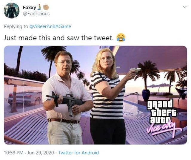 У США подружжя зі зброєю зустріло мітингувальників, і відразу ж стало зіркою мережі - фото 413153