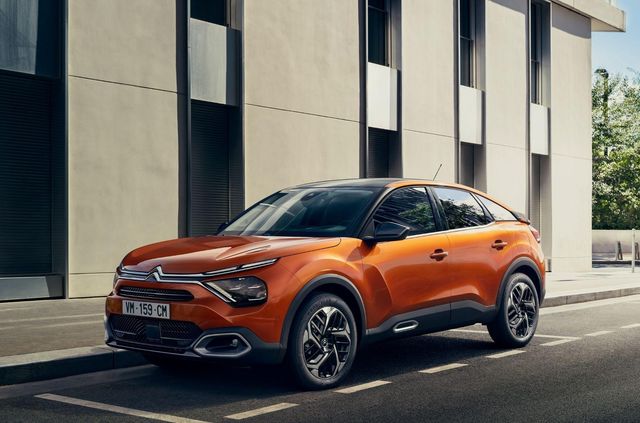 Водій відчує себе Аладдіном: нові деталі про кросовер Citroen C4 - фото 413342