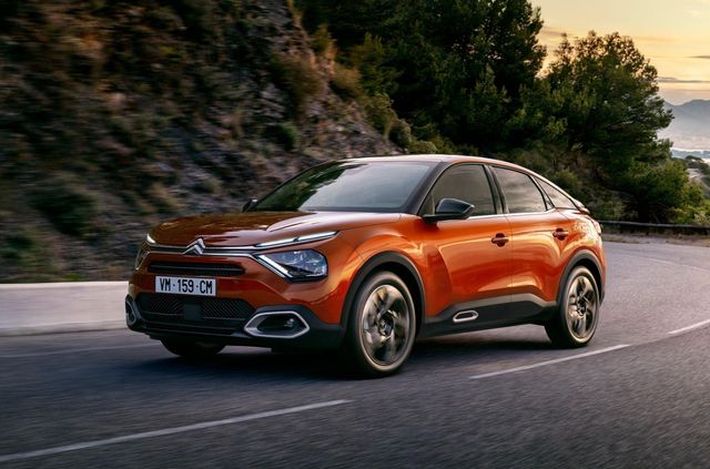 Водій відчує себе Аладдіном: нові деталі про кросовер Citroen C4 - фото 413346