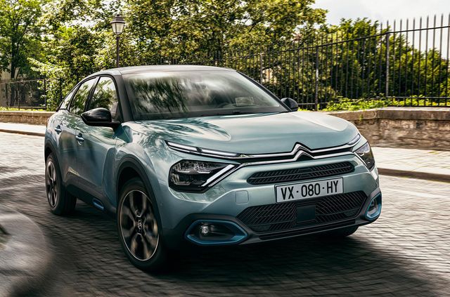 Водій відчує себе Аладдіном: нові деталі про кросовер Citroen C4 - фото 413347