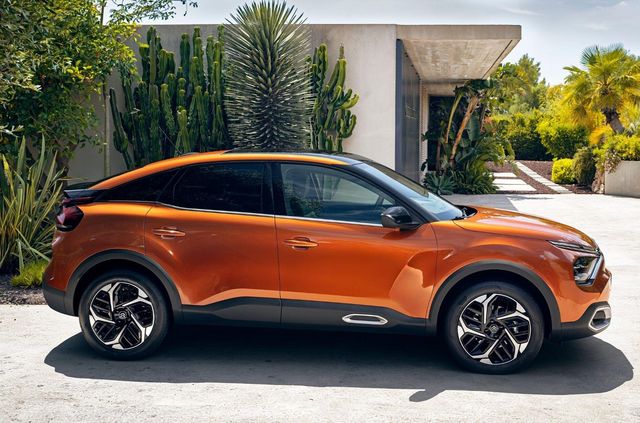 Водій відчує себе Аладдіном: нові деталі про кросовер Citroen C4 - фото 413350