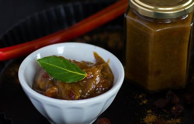 Варення з ревеню: як приготувати смачні закрутки на зиму - фото 413375