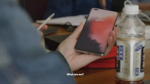 OnePlus Nord отримає плоский екран - фото 413394