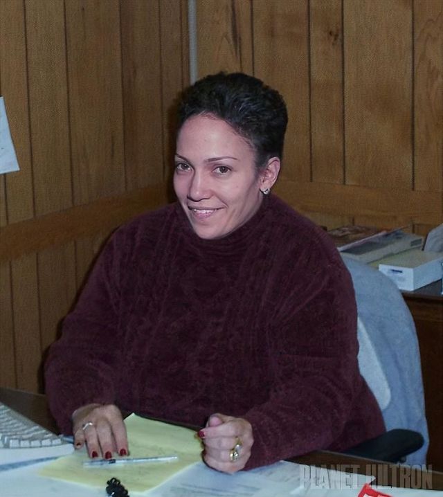 Як могли б виглядати голлівудські зірки, якби були звичайними людьми: фотодобірка - фото 413602