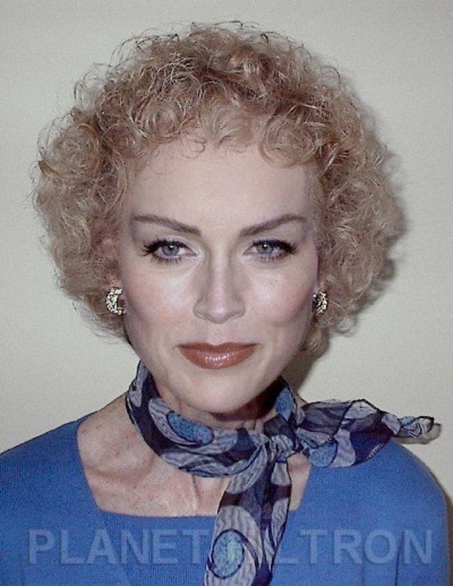 Як могли б виглядати голлівудські зірки, якби були звичайними людьми: фотодобірка - фото 413606