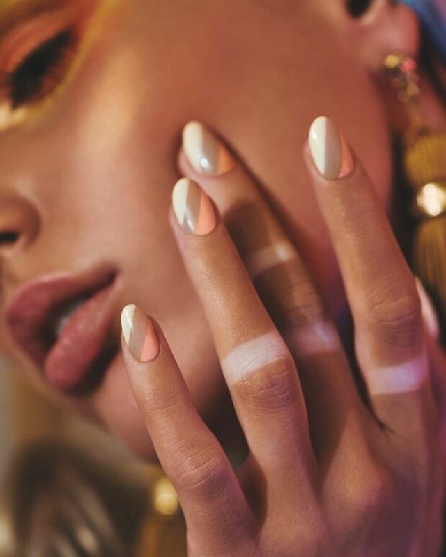 Моделі з кумедною засмагою прикрасили модний глянець - фото 413821