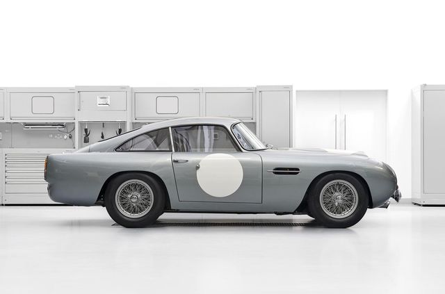 На продаж виставили перший екземпляр 'перевипущеного' Aston Martin DB4 GT - фото 413970