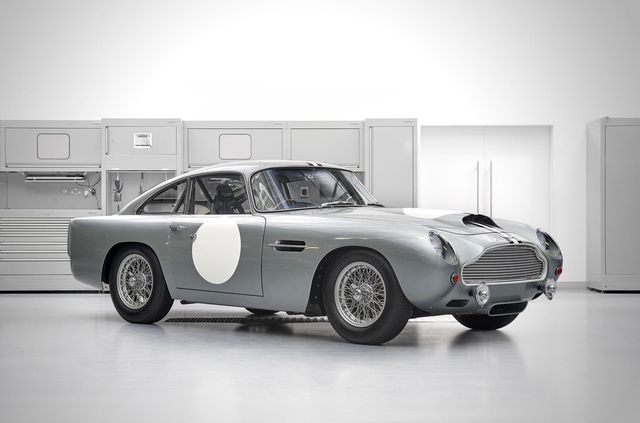 На продаж виставили перший екземпляр 'перевипущеного' Aston Martin DB4 GT - фото 413973