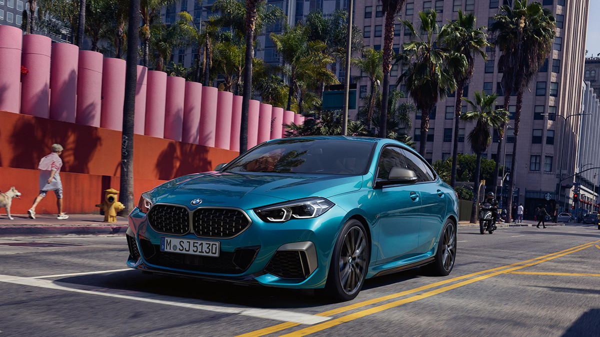 BMW буде продавати підписку на деякі функції своїх авто - фото 1