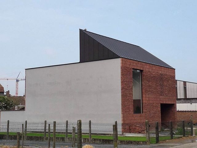 Потворна бельгійська архітектура, яка дивує: епічні фото - фото 414101