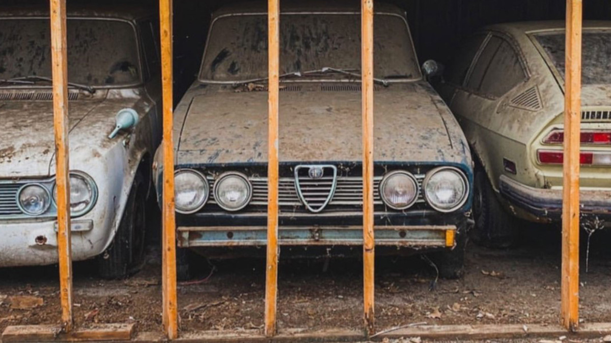 Знайдено гараж з закинутими Alfa Romeo - фото 1
