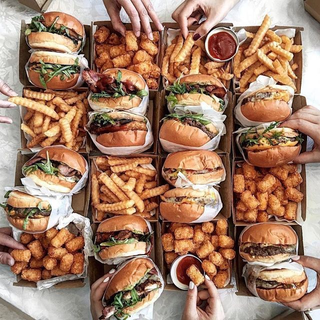 Ці продукти збільшують ризик ожиріння - фото 414258