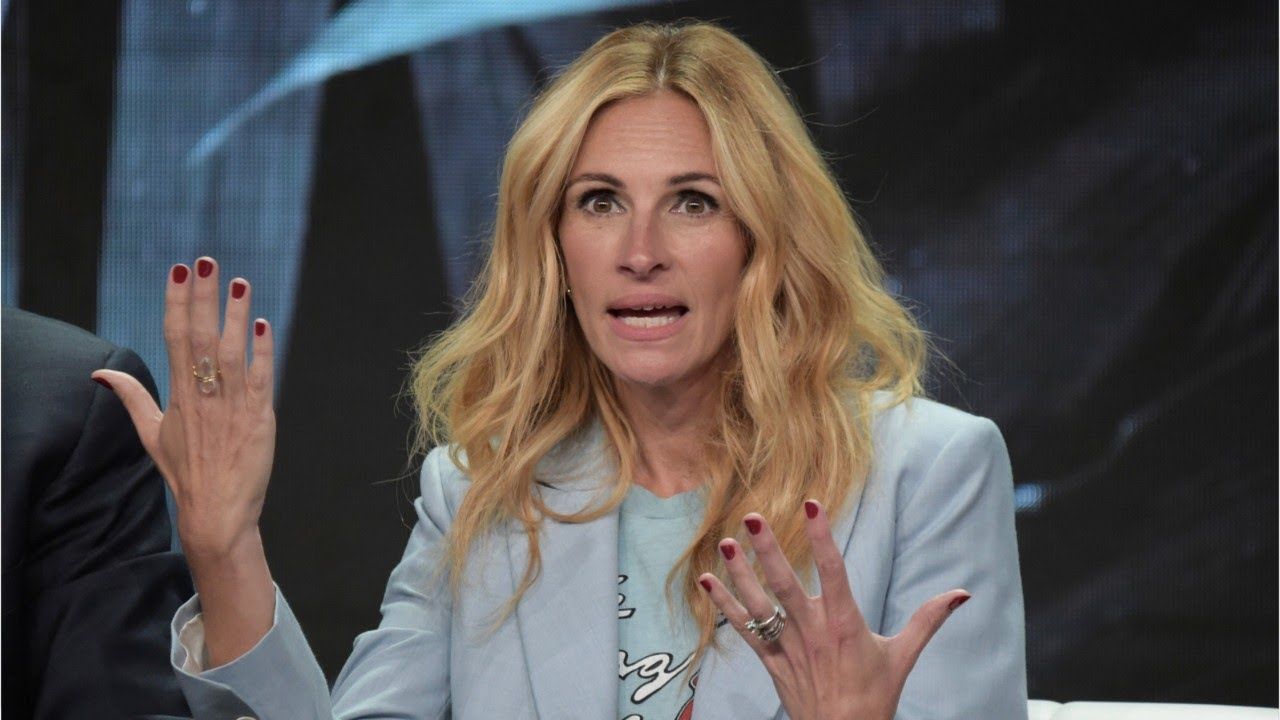 Джулія Робертс спростувала чутки про розлучення: фотофакт