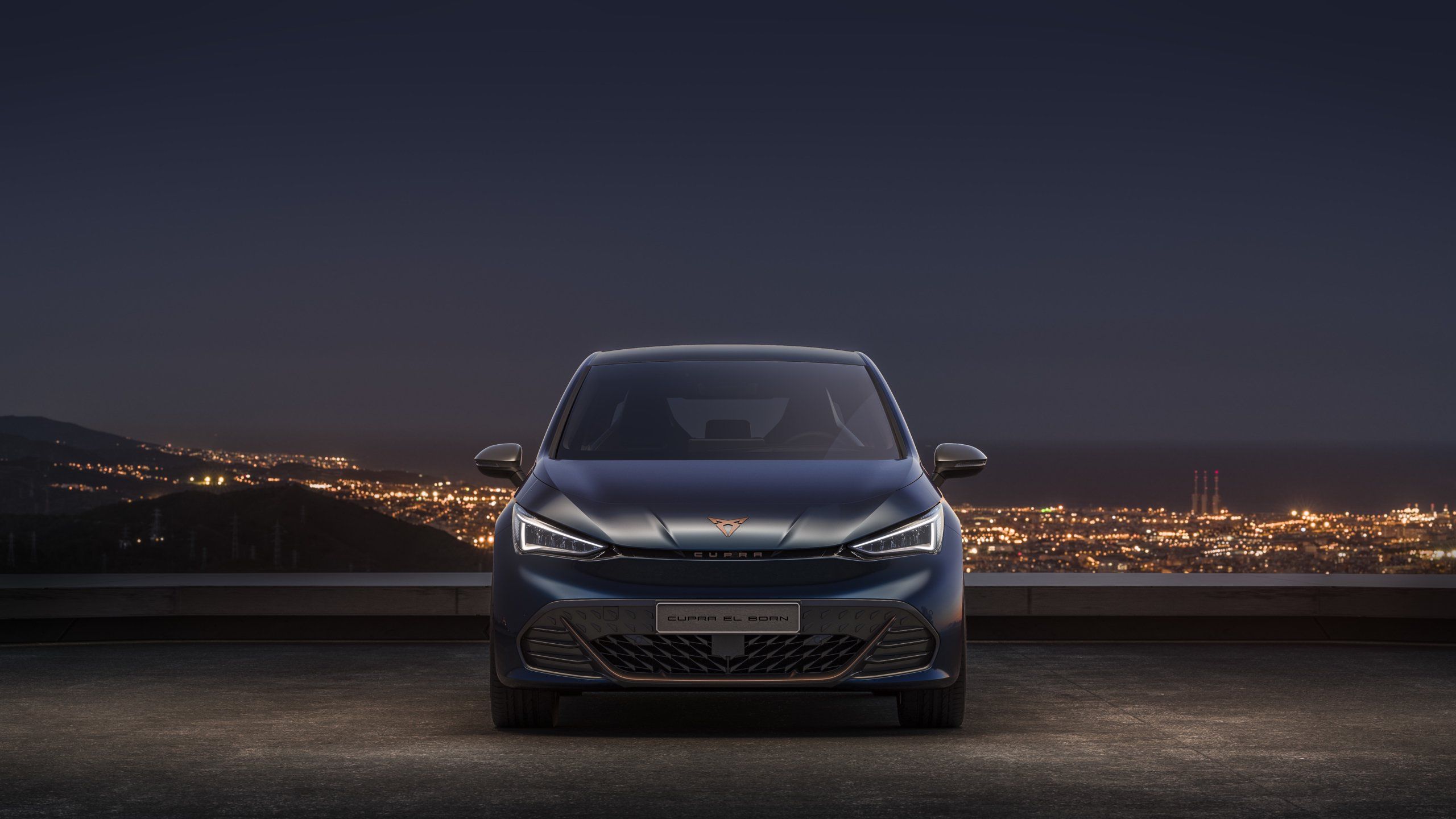 SEAT представили свій перший електромобіль