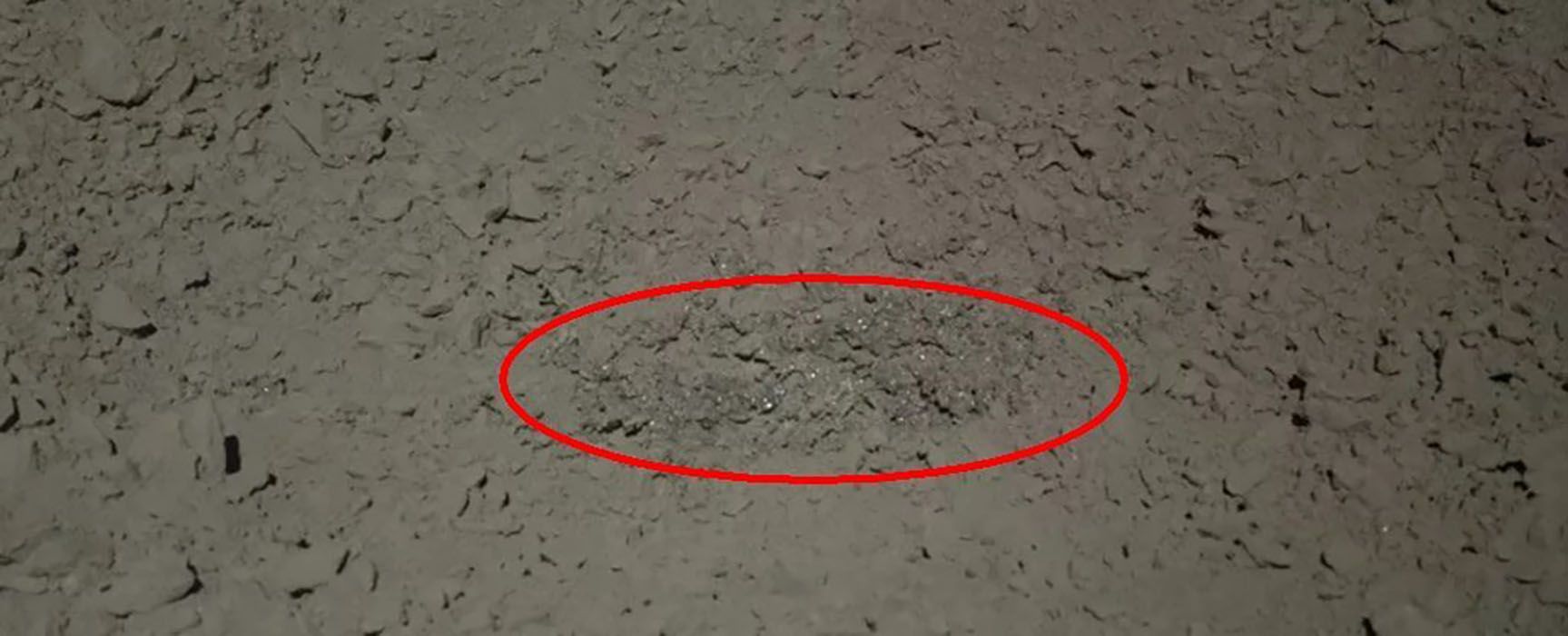 Вчені розгадали загадку дивної суміші на Місяці