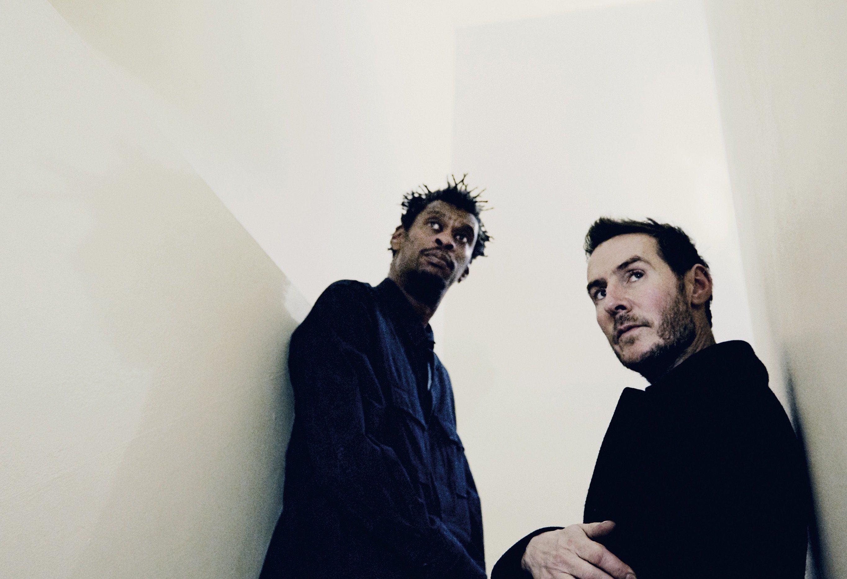 Після кількох років тиші: Massive Attack випустила міні-альбом Eutopia