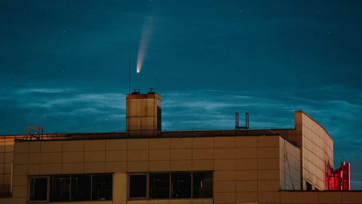 Український фотограф зробив фото комети над Запоріжжям