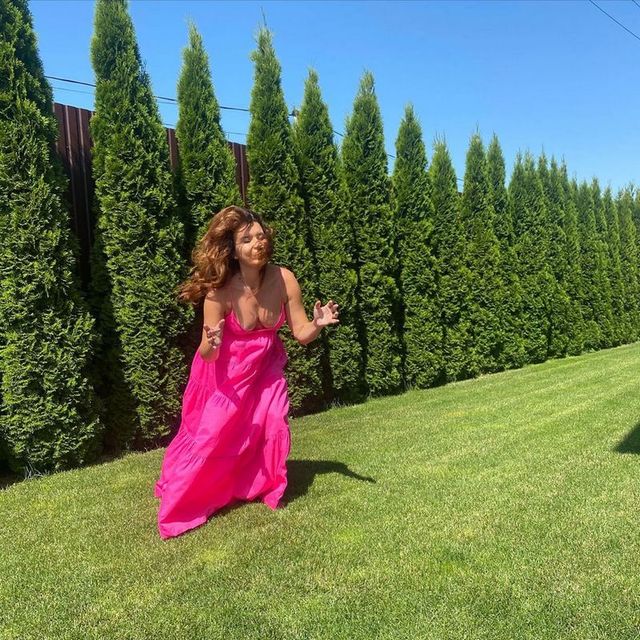 Дружина Монатіка заінтригувала новими фото - фото 415843