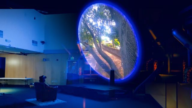 Блогер створив машину часу у VR, яка показує все, що відбувалося з ним за останній рік - фото 415887