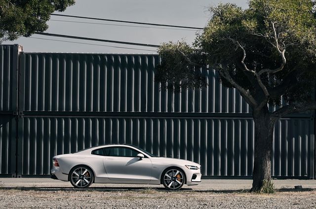 Чудова інвестиція: названо автомобілі, які мають всі шанси стати колекційними - фото 415971