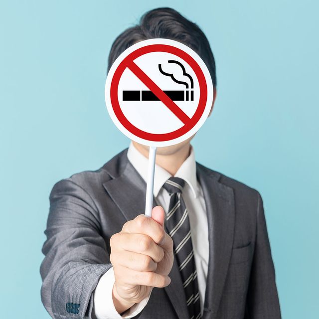 Британці масово кидають курити - фото 416023