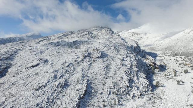Південну Африку засипало снігом: вражаючі кадри - фото 416079
