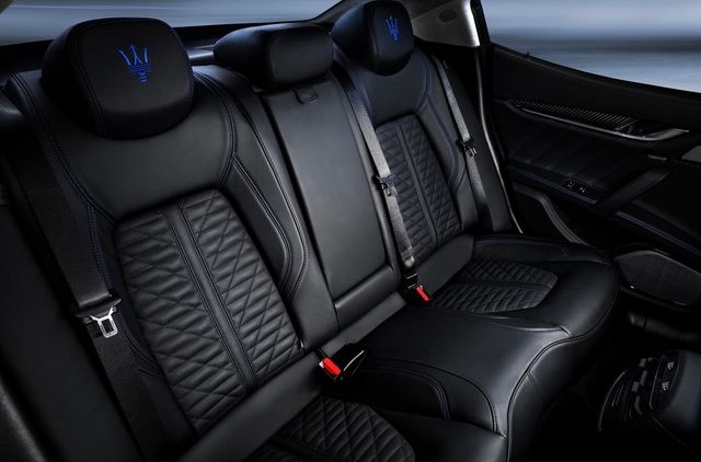 Maserati презентувала перший гібрид марки - фото 416210