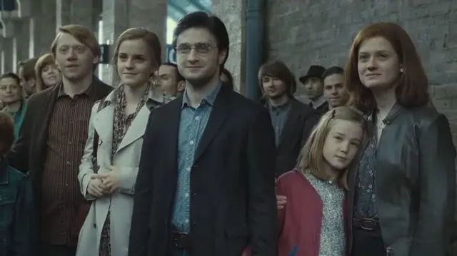 10 випадків, коли актори грали персонажів іншого віку, але ніхто їм не повірив - фото 416651