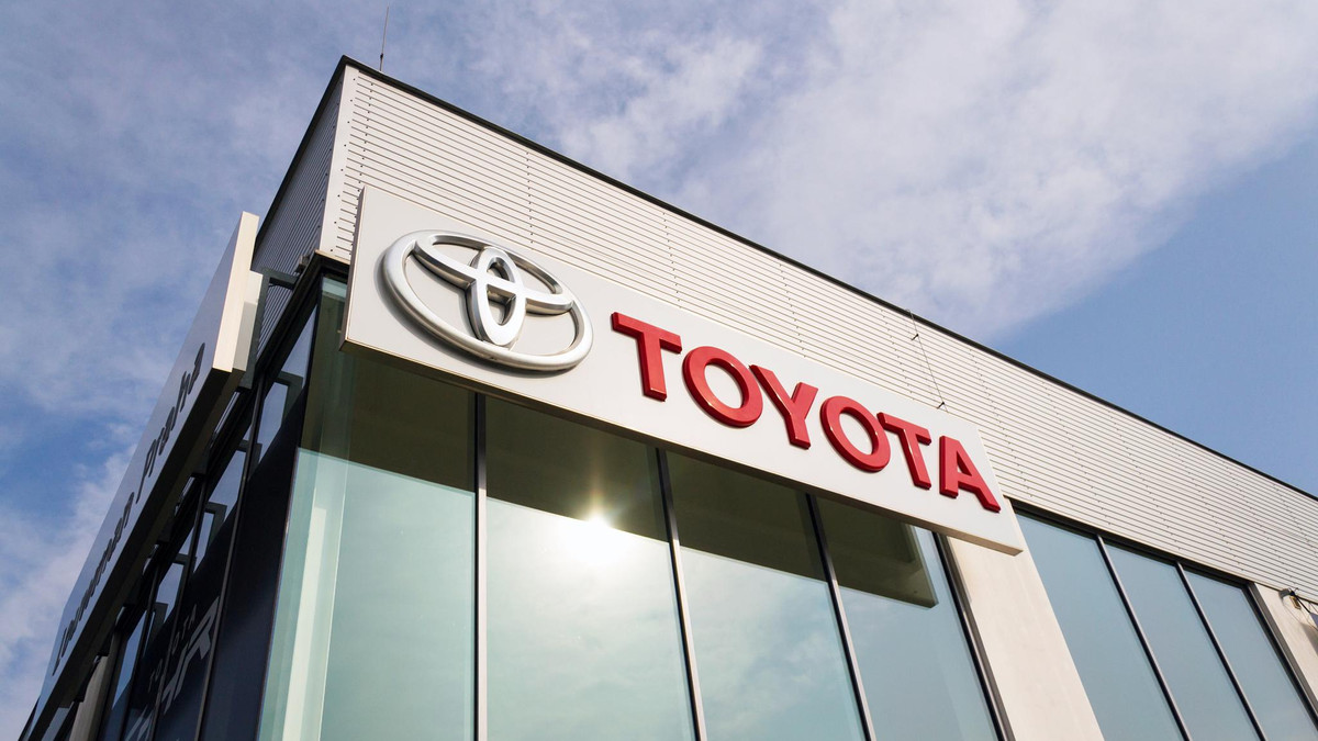 Toyota змінила логотип: фото - фото 1